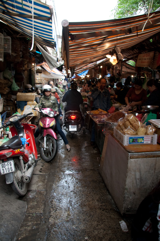 Hanoi, un marché de rue